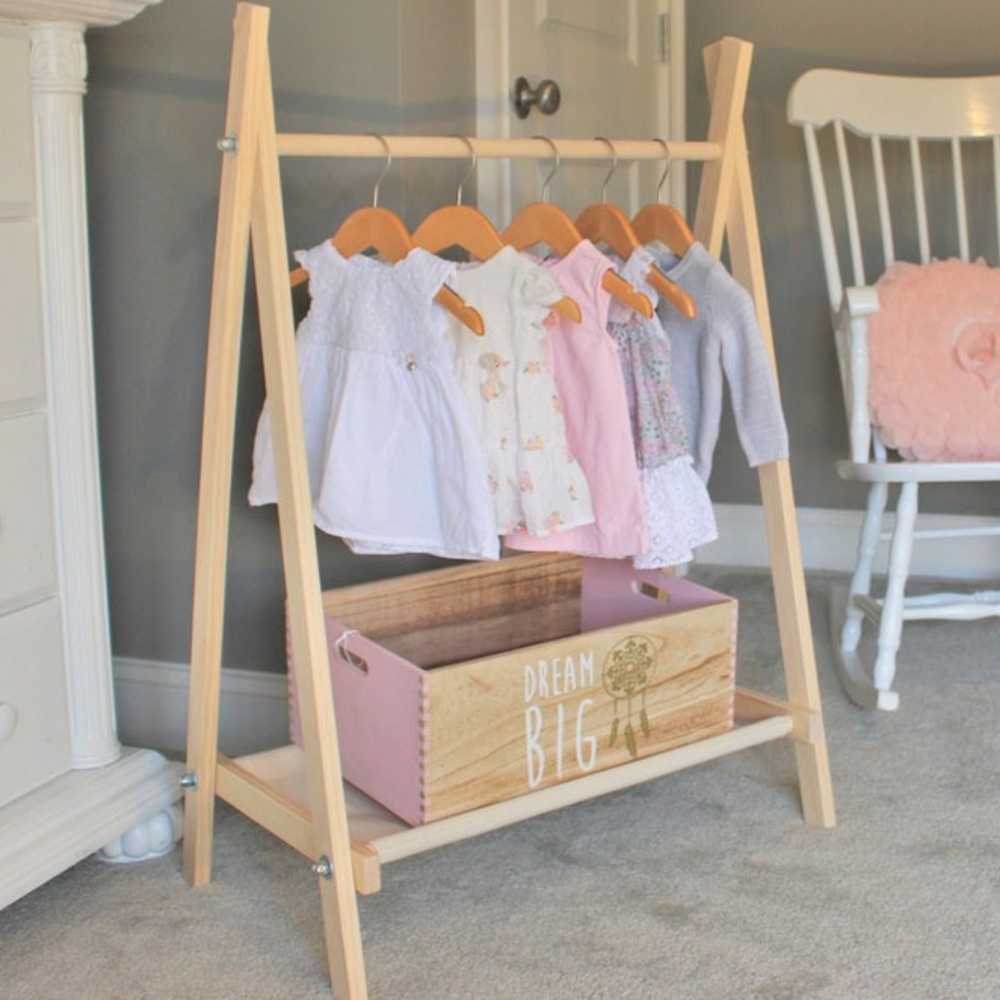 Children Clothing Rack